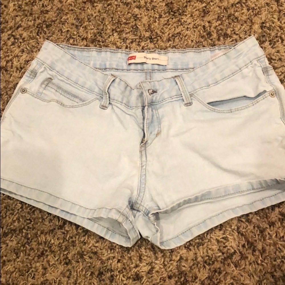 Light blue Levi shorty short junior shorts